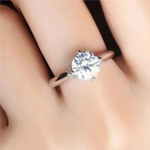 Elegant Zircon Six Claws Platinum Plated Ring For Girls