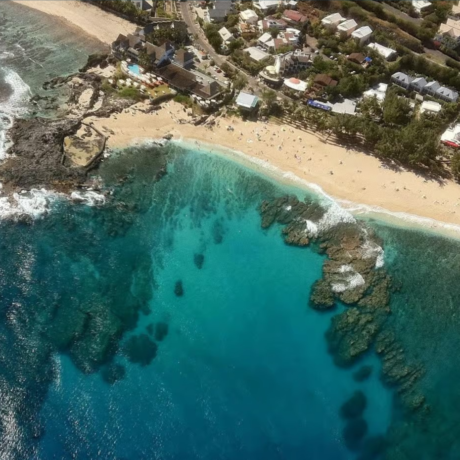 Fly over Reunion Island in a microlight