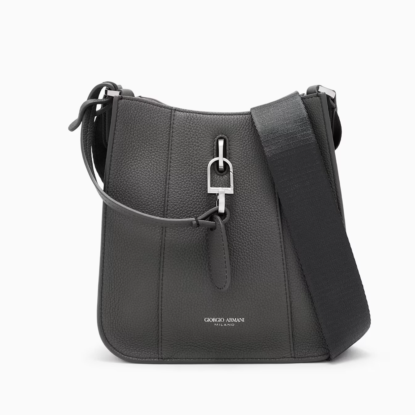 Crossbody shoulder bag in grained leather