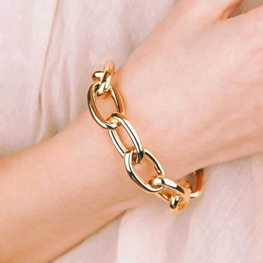 Oval Link Cuff