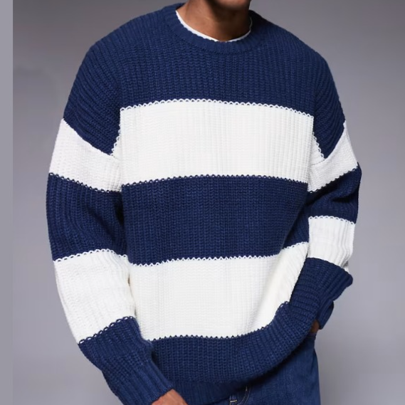 pull rayé blanc et bleu