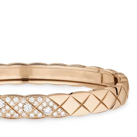 Beige Gold and Diamond Coco Crush Bangle