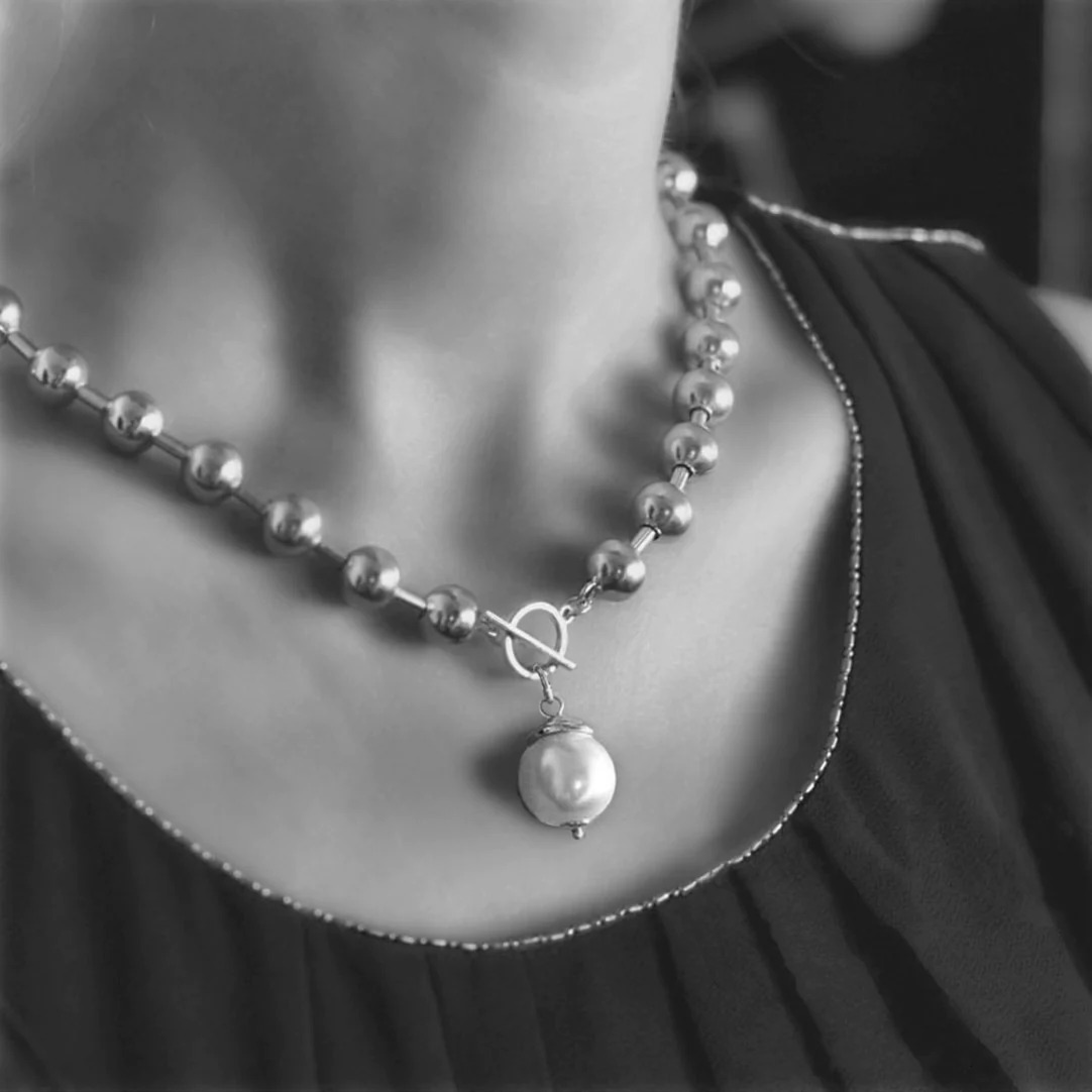 Pearl Pendant Necklace